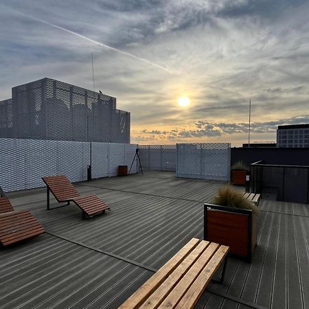 Family House By The River Odra -Panoramic Terrace - 3Room Apartment With 2 Separate Bedrooms And 2 Balconies By Wroapart-Pl- Perfect For Family & Business Stays Wroclaw Exterior photo