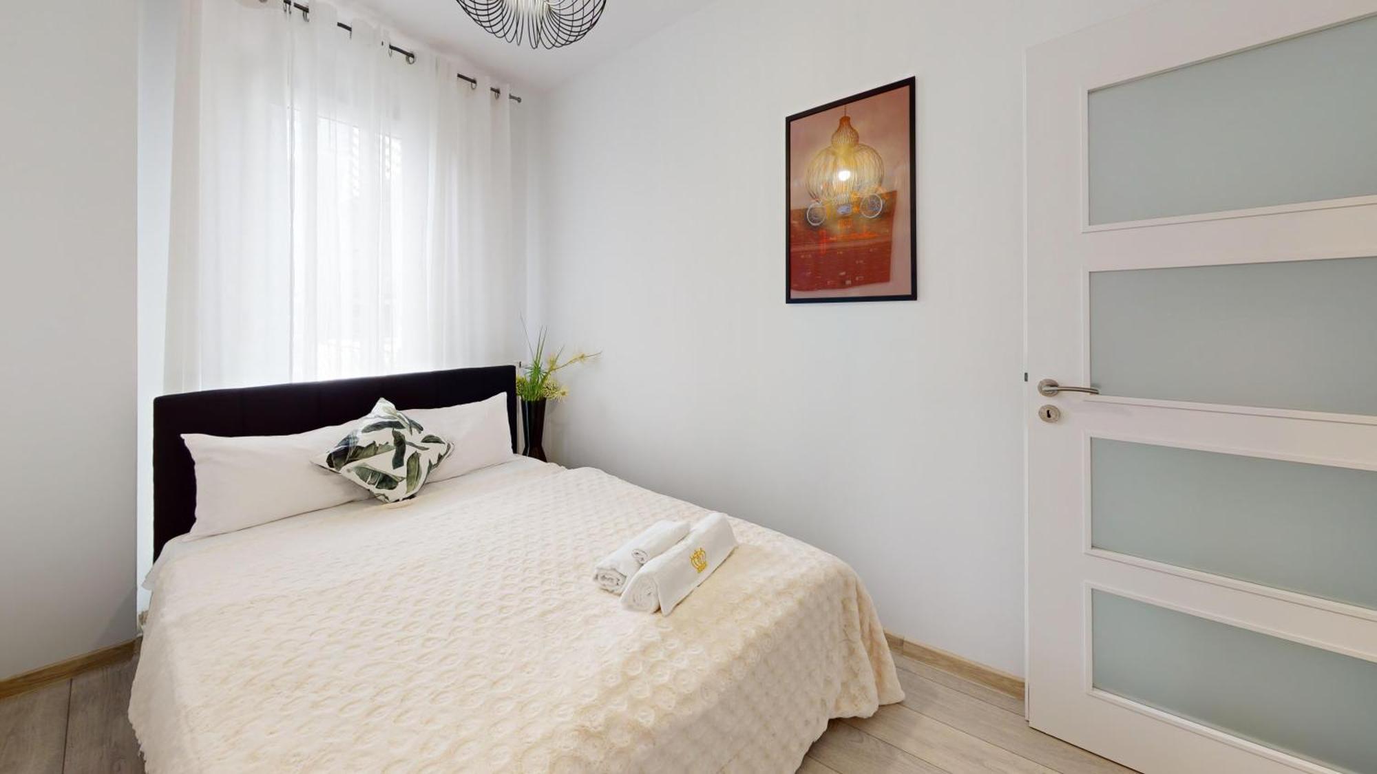 Family House By The River Odra -Panoramic Terrace - 3Room Apartment With 2 Separate Bedrooms And 2 Balconies By Wroapart-Pl- Perfect For Family & Business Stays Wroclaw Exterior photo