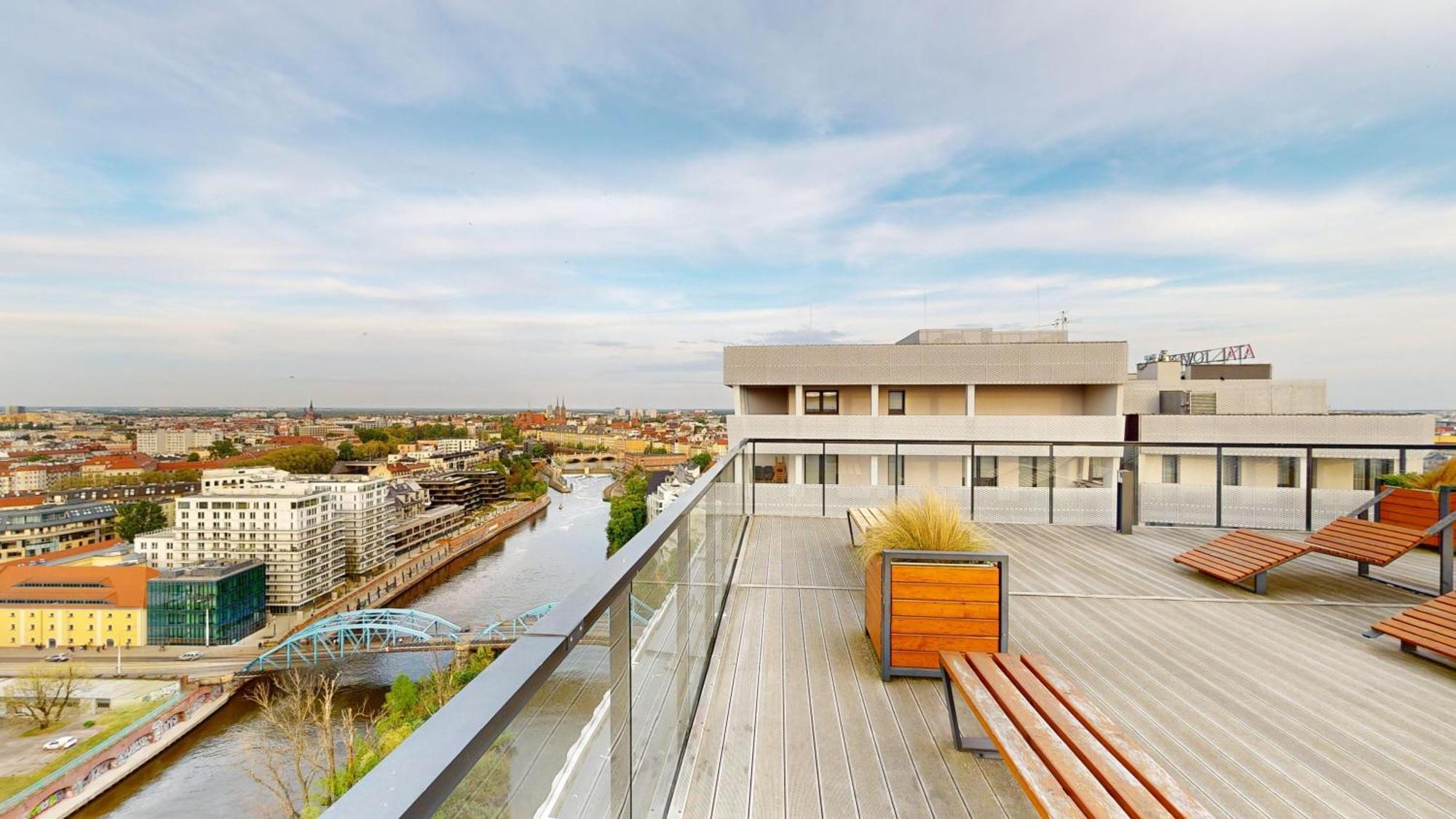 Family House By The River Odra -Panoramic Terrace - 3Room Apartment With 2 Separate Bedrooms And 2 Balconies By Wroapart-Pl- Perfect For Family & Business Stays Wroclaw Exterior photo